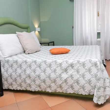 Apartman Rasella 47 *